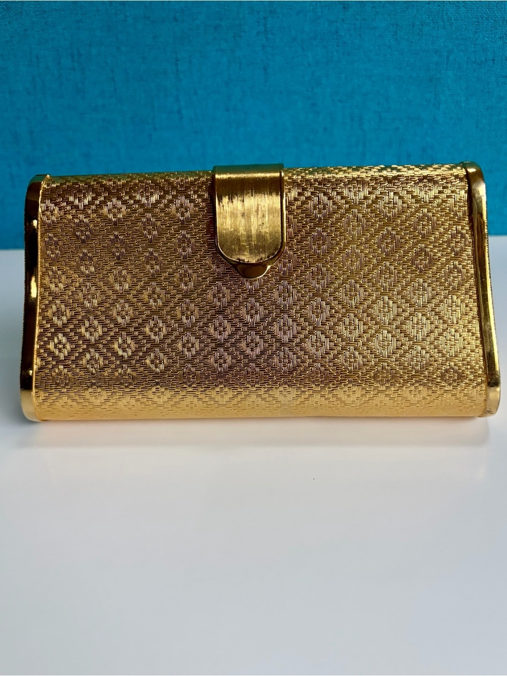 Vintage Saks Fifth Avenue Gilt Metal Basket Weave Minaudière Clutch Italy